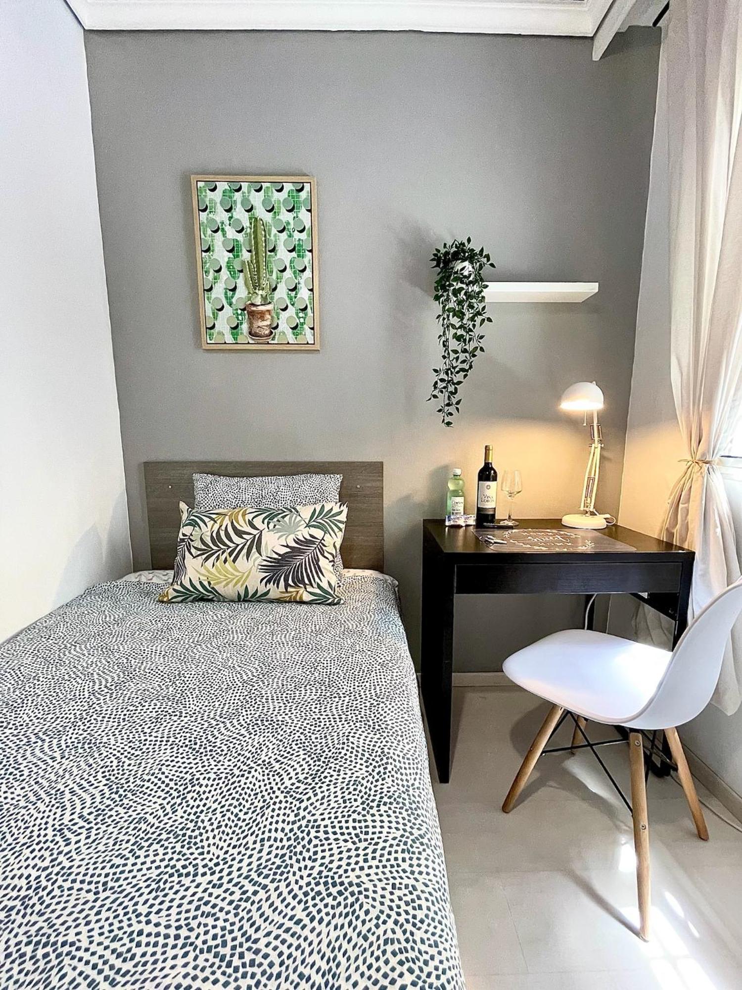 Central Private Bedroom - Comfy&Quiet - Near City Of Arts And Sciences فالنسيا المظهر الخارجي الصورة